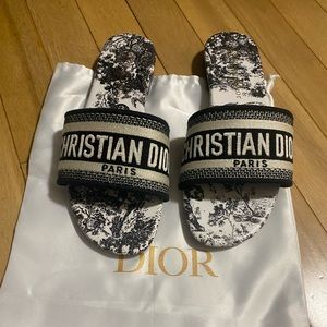 Dior DWAY SLIDE